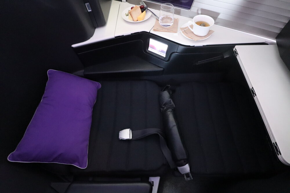 Virgin Australia business class – Lie-flat bed