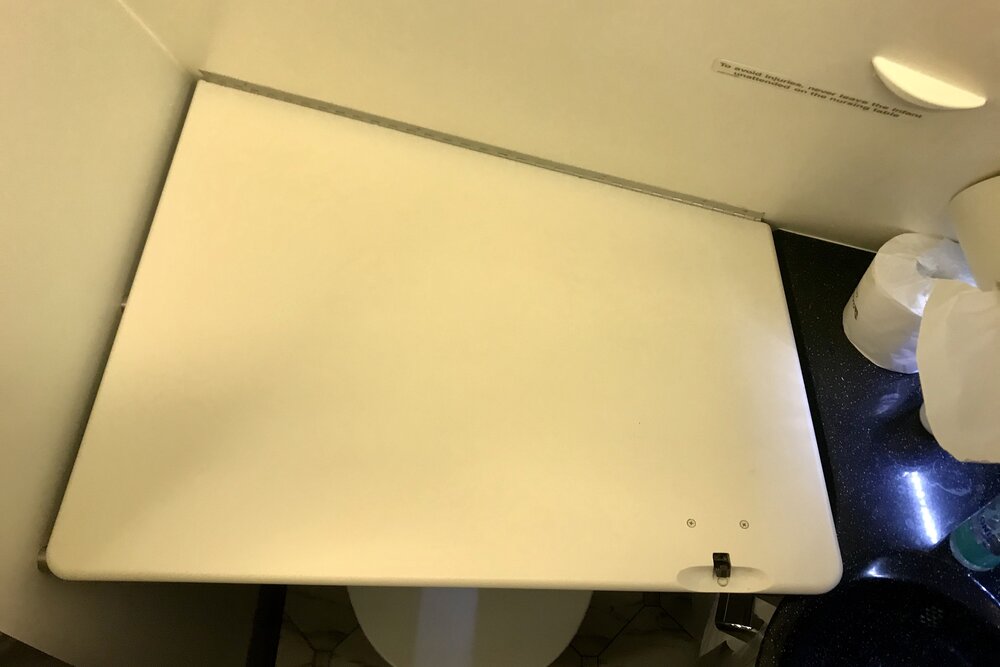 Qantas business class – Restroom changing table