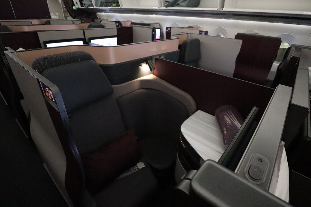 Qatar Airways A350 Qsuites business class – Seat 6G