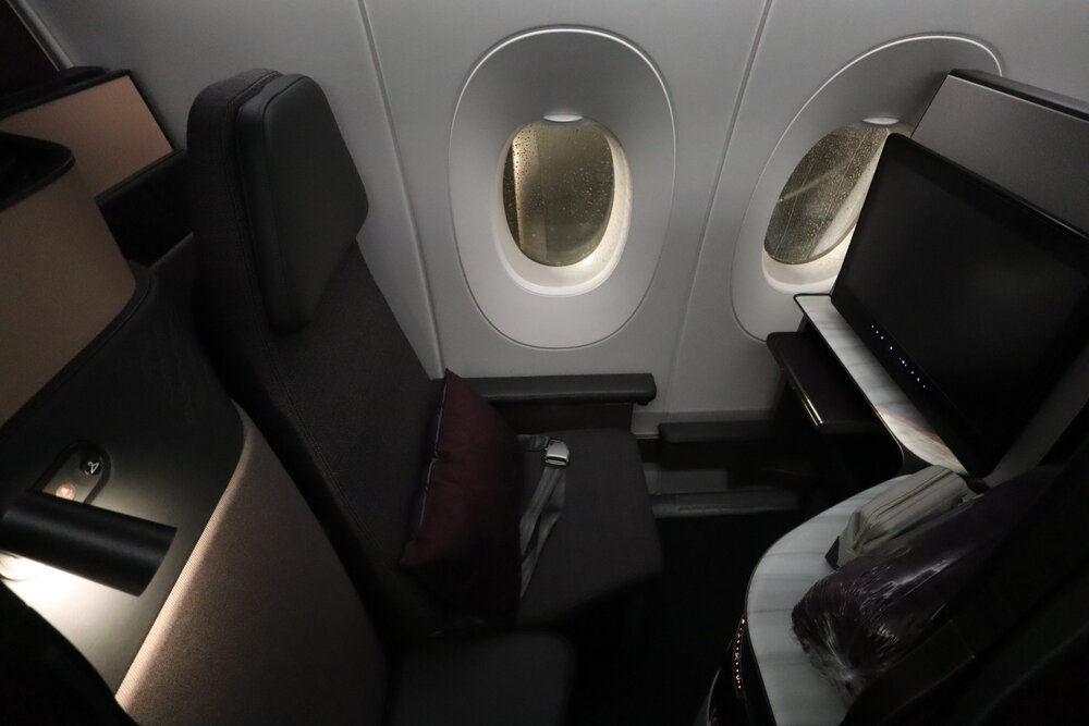 Qatar Airways A350 Qsuites business class – Seat 11K