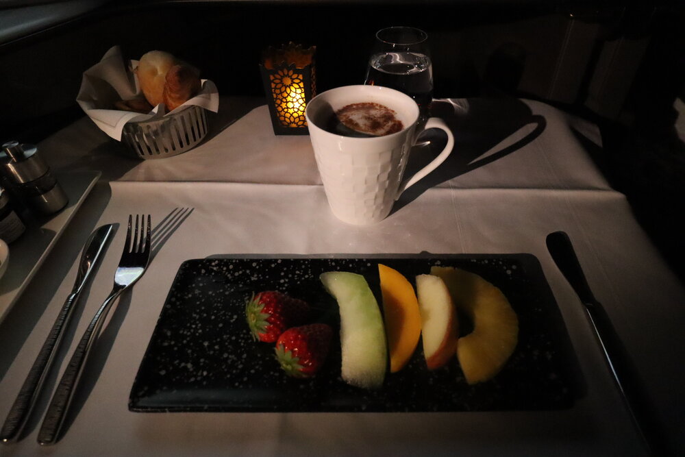 Qatar Airways A350 Qsuites business class – Fruit platter