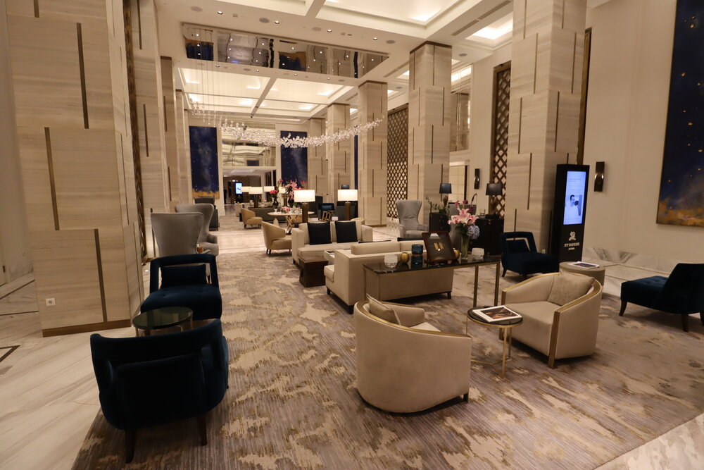 St. Regis Astana – Lobby lounge