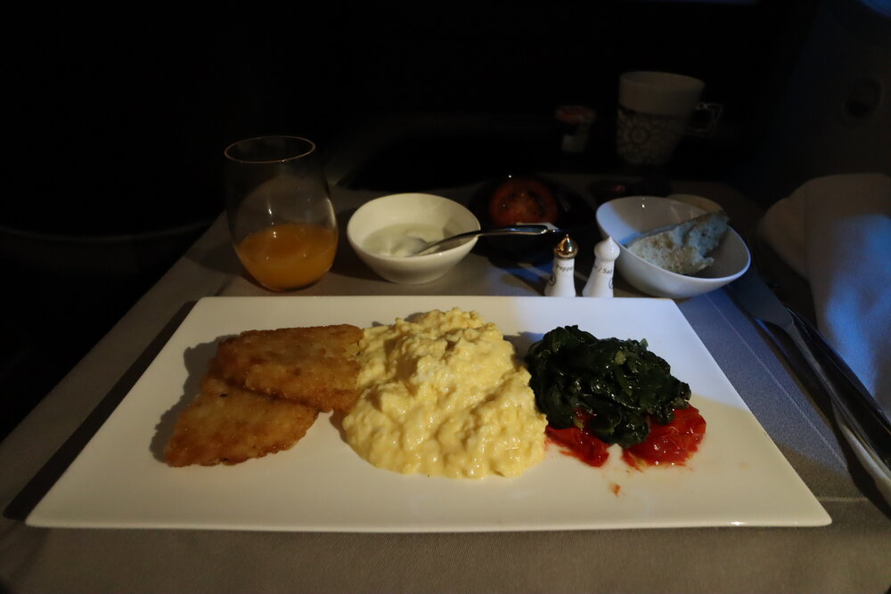 Turkish Airlines 787 business class – Breakfast