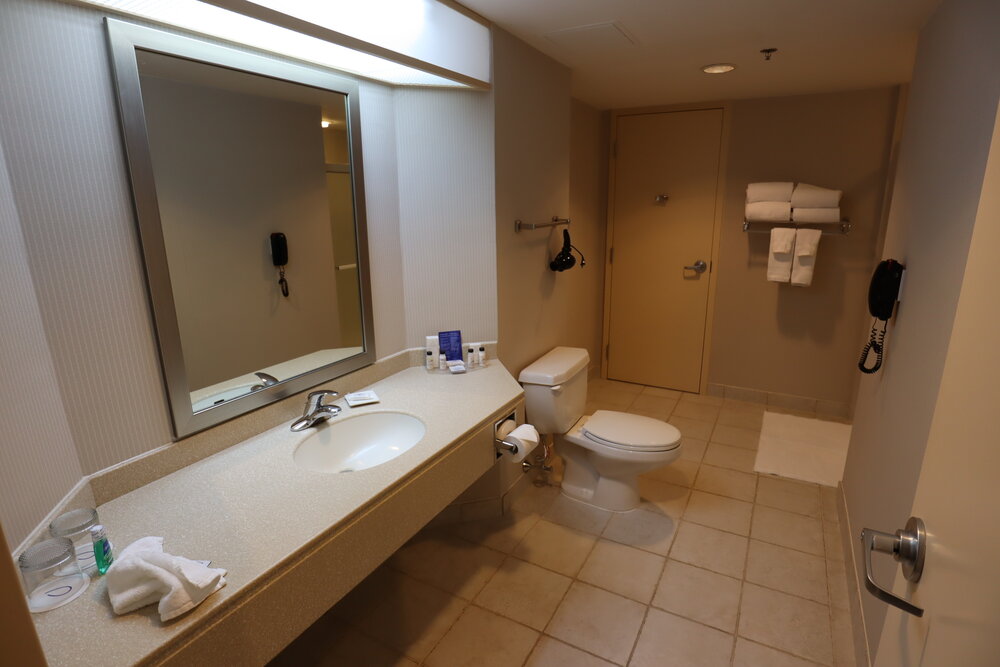 Delta St. John’s – Whirlpool Suite bathroom