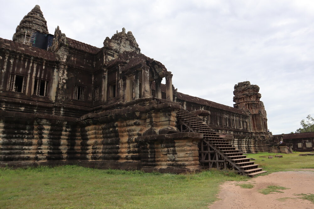 Angkor Wat – Steps to upper galleries