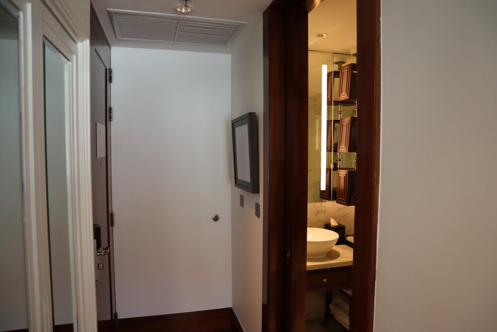 Park Hyatt Siem Reap – Park King Room bathroom