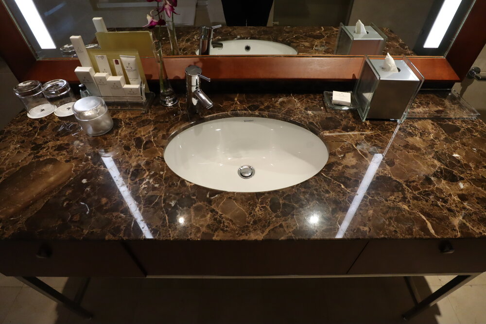 JW Marriott Marquis Doha City Center – Deluxe King Suite sink