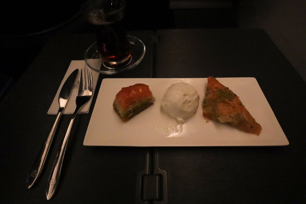 Turkish Airlines 787 business class – Baklava and ice cream