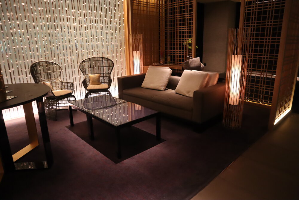 The Ritz-Carlton, Kyoto – Sit-down check-in area