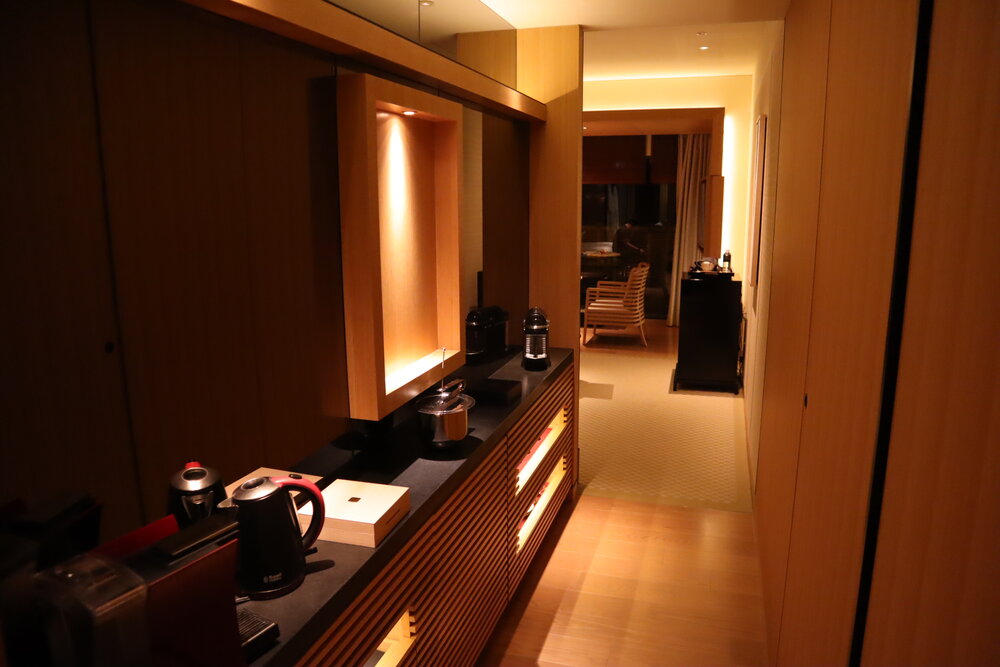 The Ritz-Carlton, Kyoto – Deluxe Kyoto Room walkway