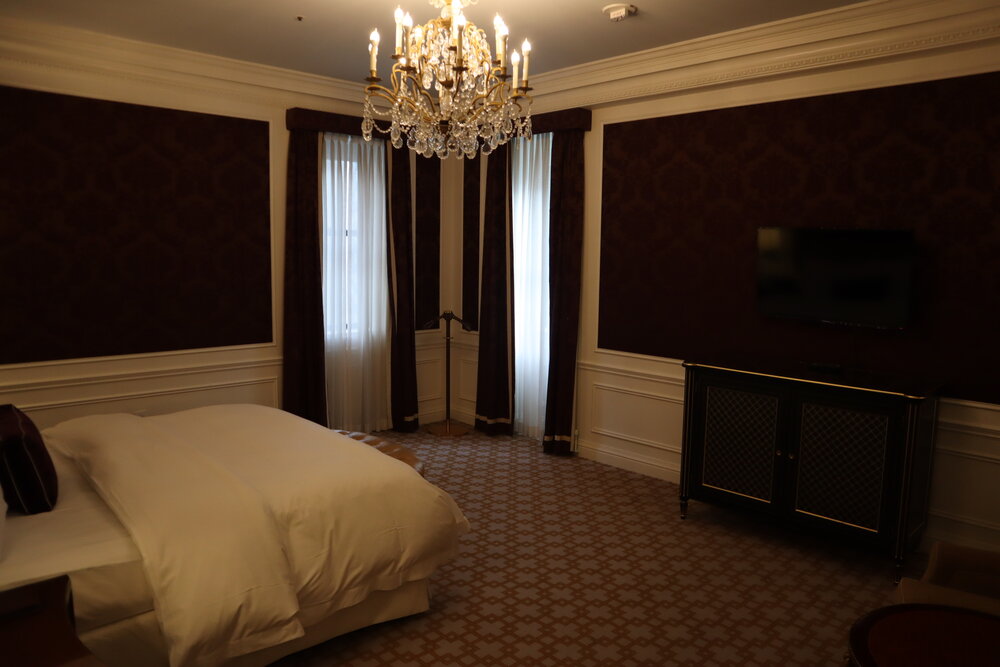 St. Regis New York – Madison Suite bedroom