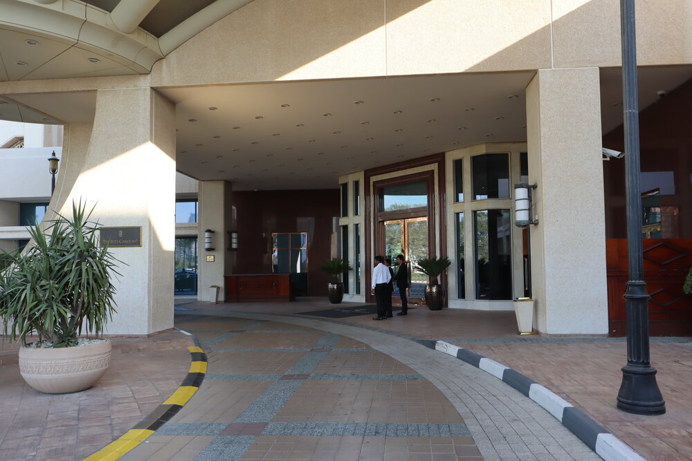 The Ritz-Carlton, Doha – Entrance