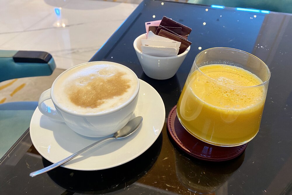 The Ritz-Carlton, Doha – Club Lounge coffee