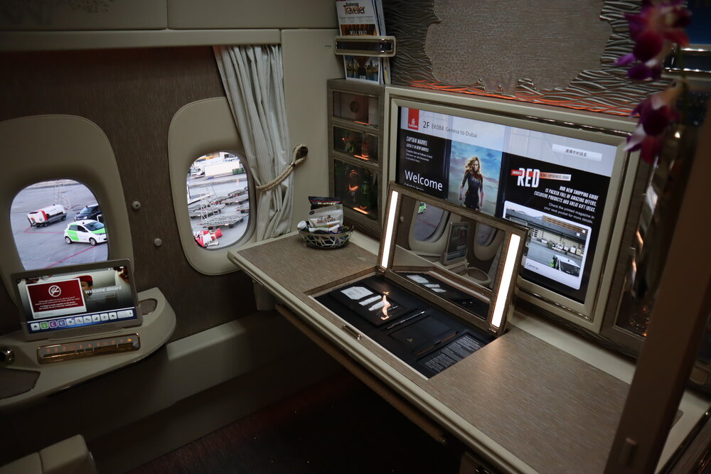 Emirates 777 New First Class – Suite 2F