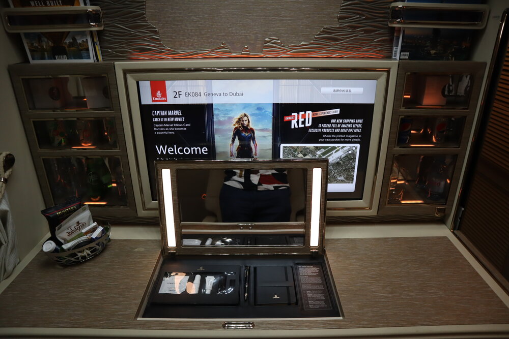 Emirates 777 New First Class – 32’’ personal television