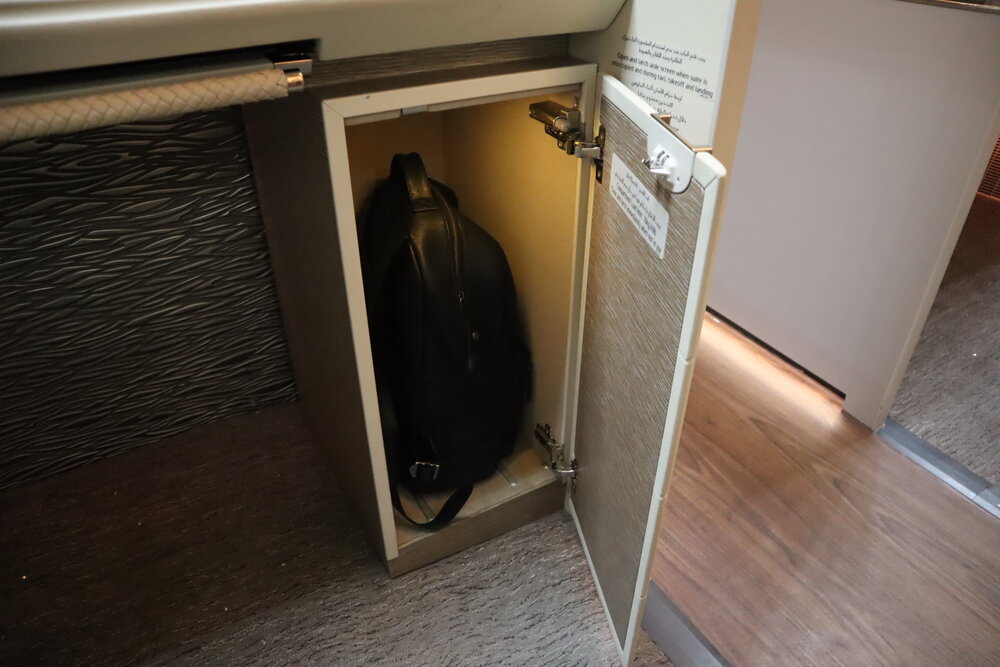 Emirates 777 New First Class – Storage unit