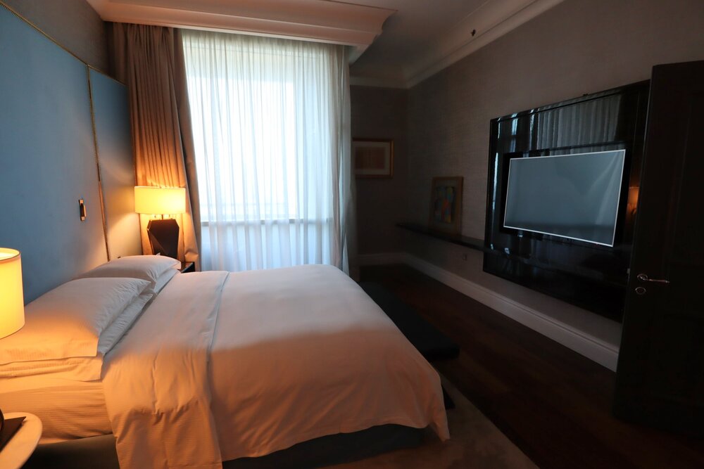 The Ritz-Carlton, Doha – Executive Suite king bed