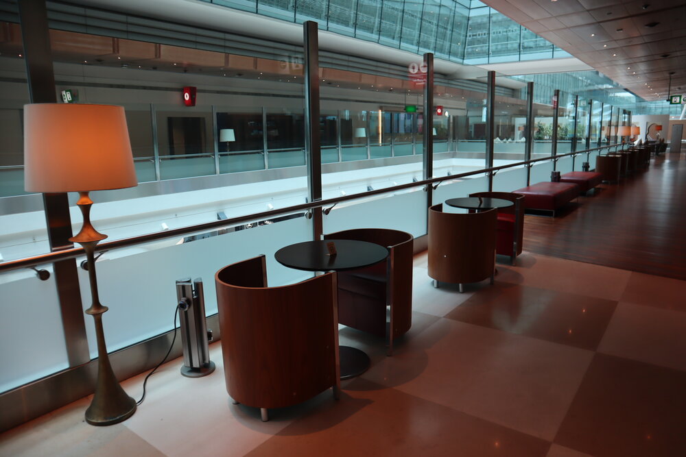 Emirates First Class Lounge Dubai (Concourse B) – Seating area