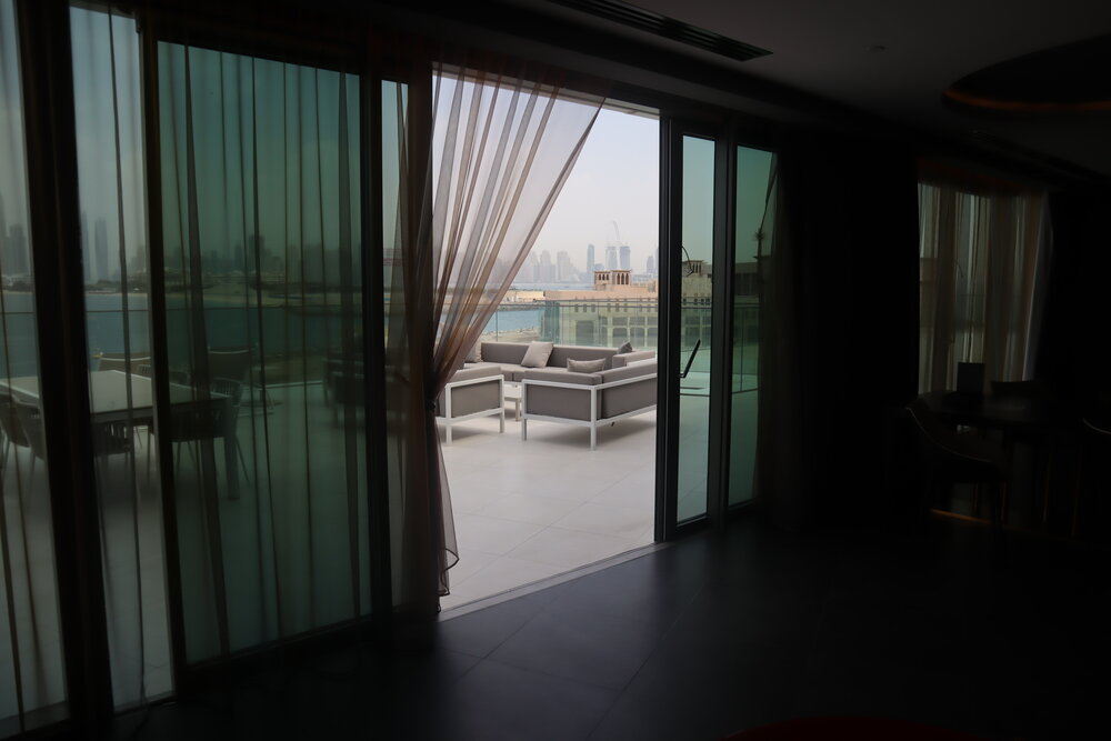 W Dubai The Palm – Marvelous Suite private balcony