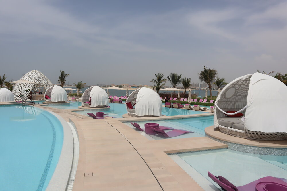 W Dubai The Palm – WET Deck pools