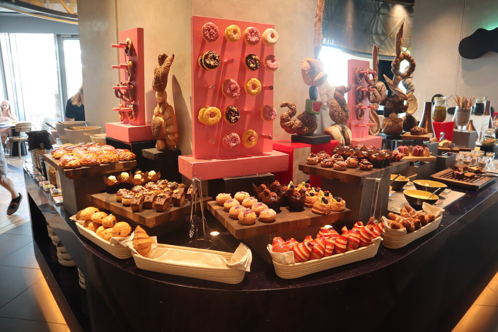 W Dubai The Palm – Donut display