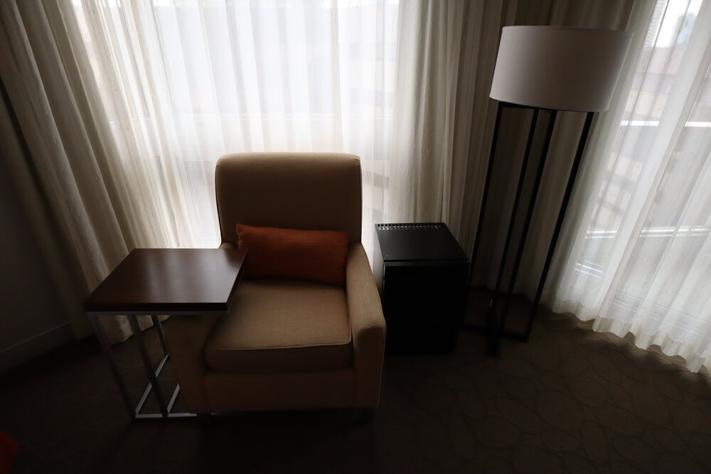 Delta Montreal – Club King Room chair