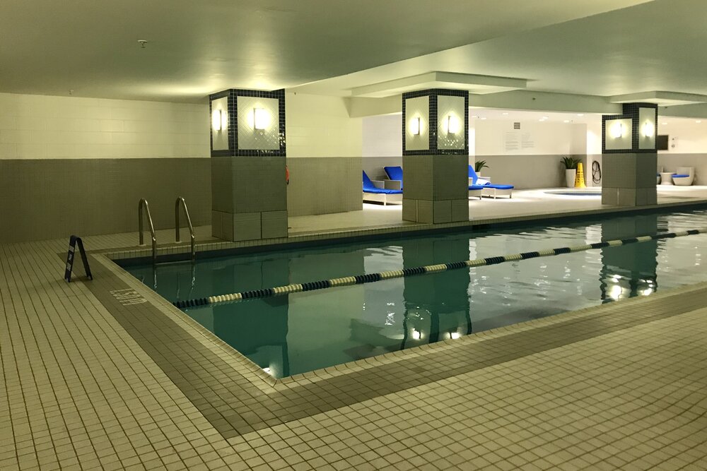 Delta Montreal – Health Club indoor pool