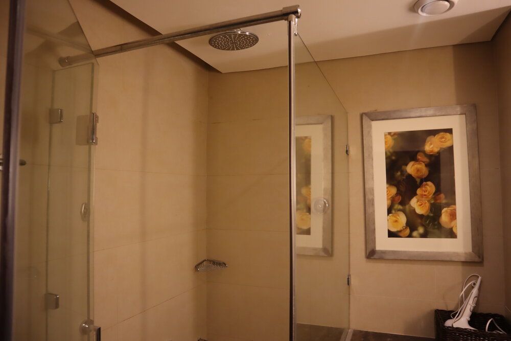 Petra Marriott Hotel – Shower