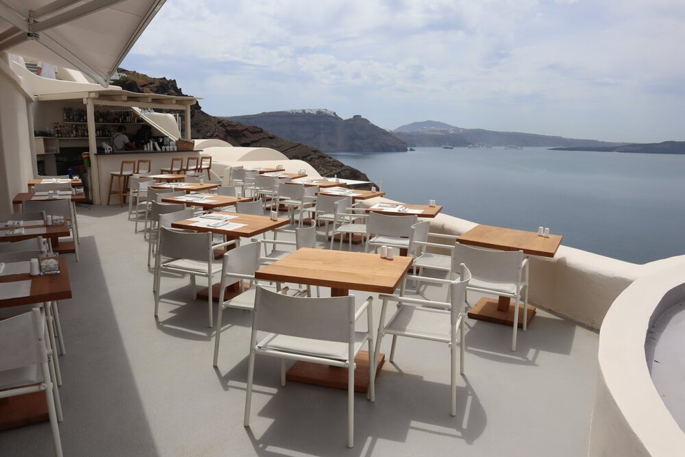 Mystique Santorini – Charisma restaurant