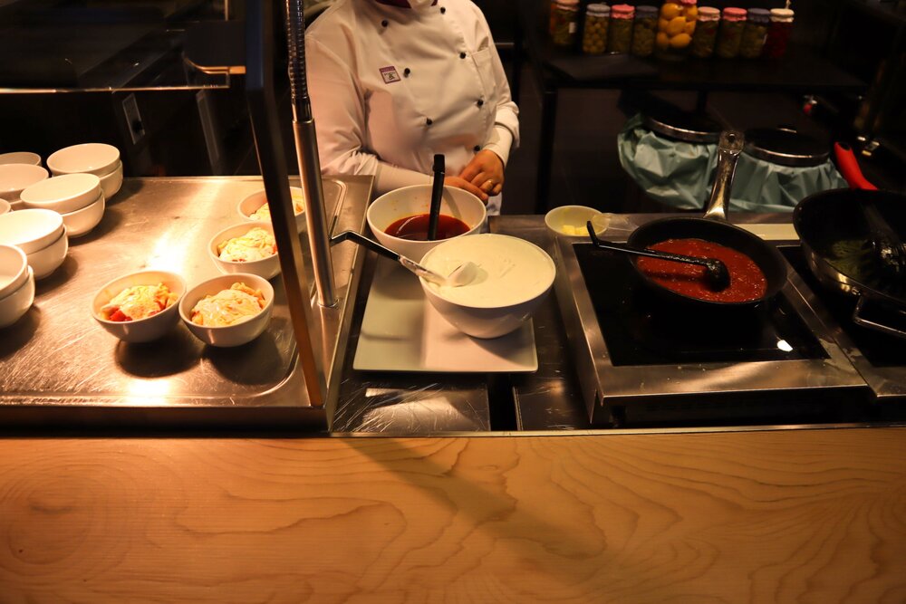 Turkish Airlines Business Lounge Istanbul – Pasta station