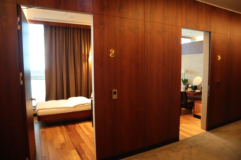 Turkish Airlines Business Lounge Istanbul – Private sleeping rooms