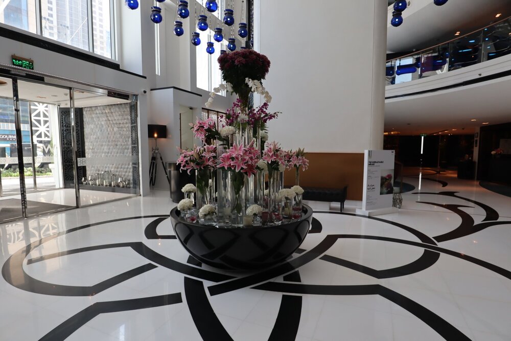 W Doha – Lobby decor