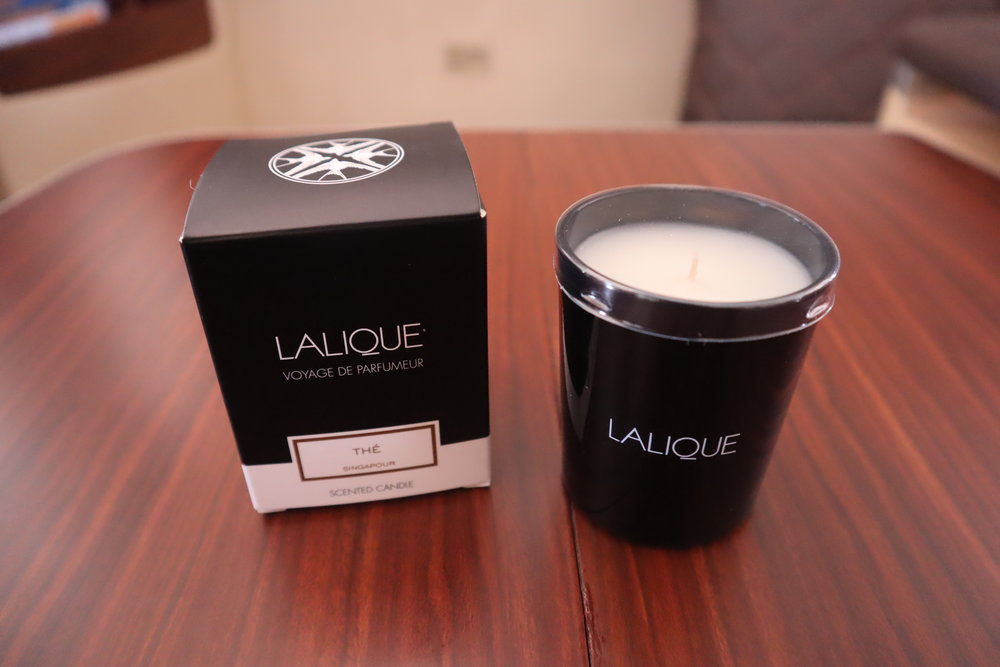 Singapore Airlines Suites Class – Lalique scented candle