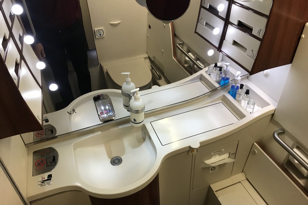 Singapore Airlines Suites Class – Restroom