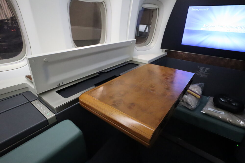 Korean Air 747 First Class – Tray table