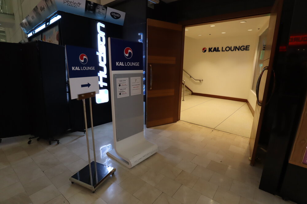 Korean Air First Class Lounge New York JFK – Entrance