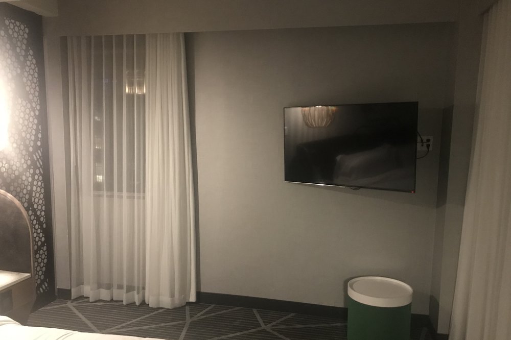 Renaissance Montreal Downtown – King Suite bedroom television