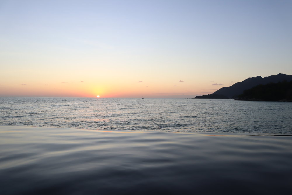 The Ritz-Carlton, Langkawi – Horizon infinity pool sunset view