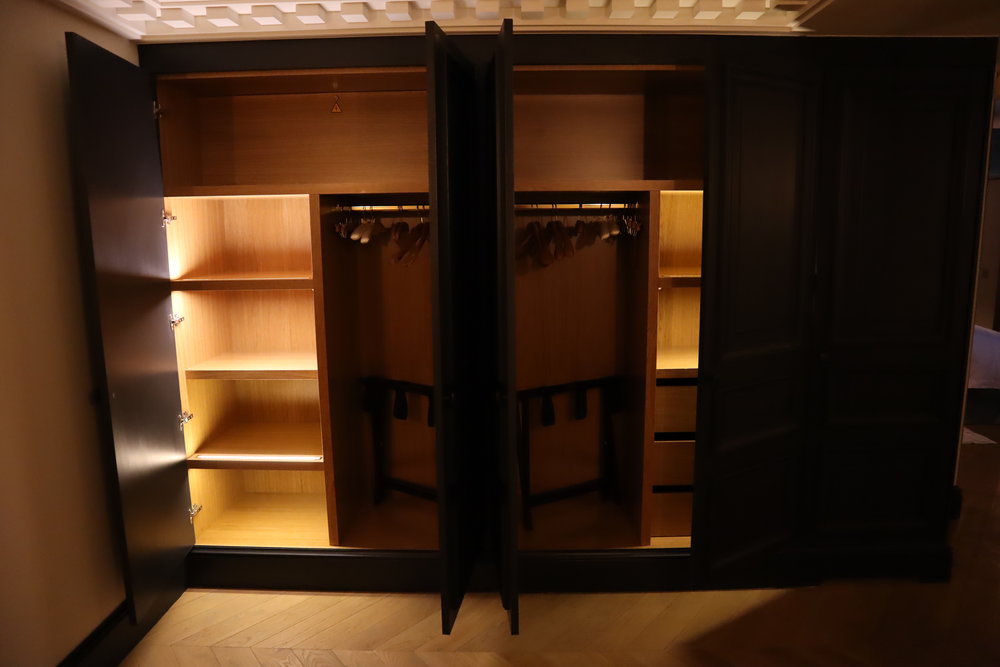 Hôtel de Berri Paris – Berri Suite cabinets