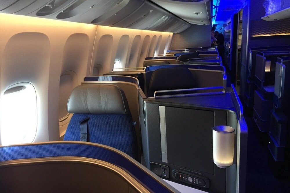 United Polaris business class