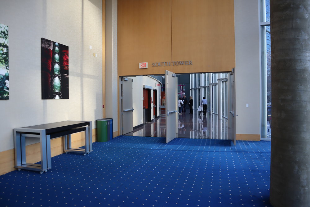 Sheraton Vancouver Wall Centre – Walkway