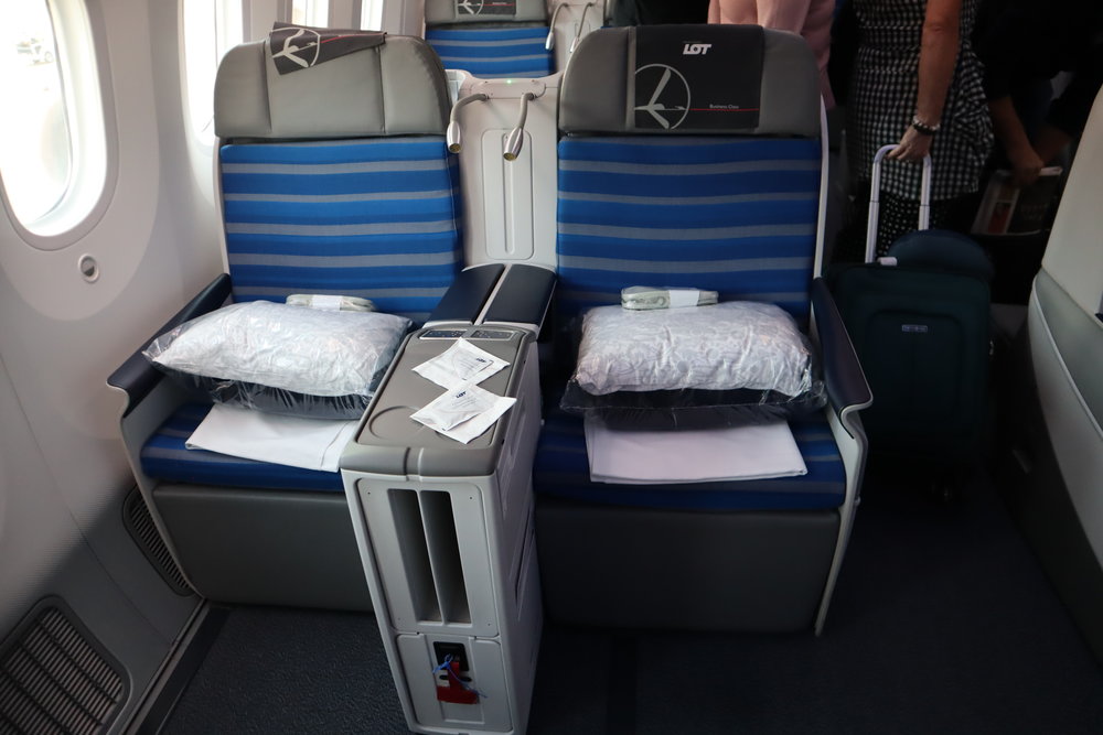 LOT Polish Airlines business class – Seats 1E and 1F