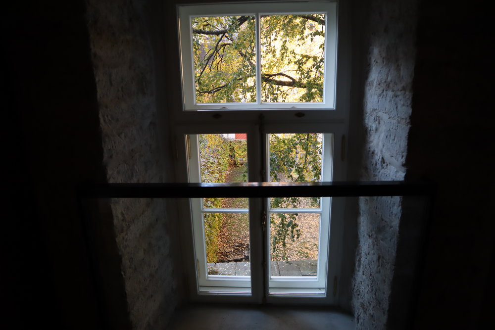 Hotel Telegraaf Tallinn – Hallway windows