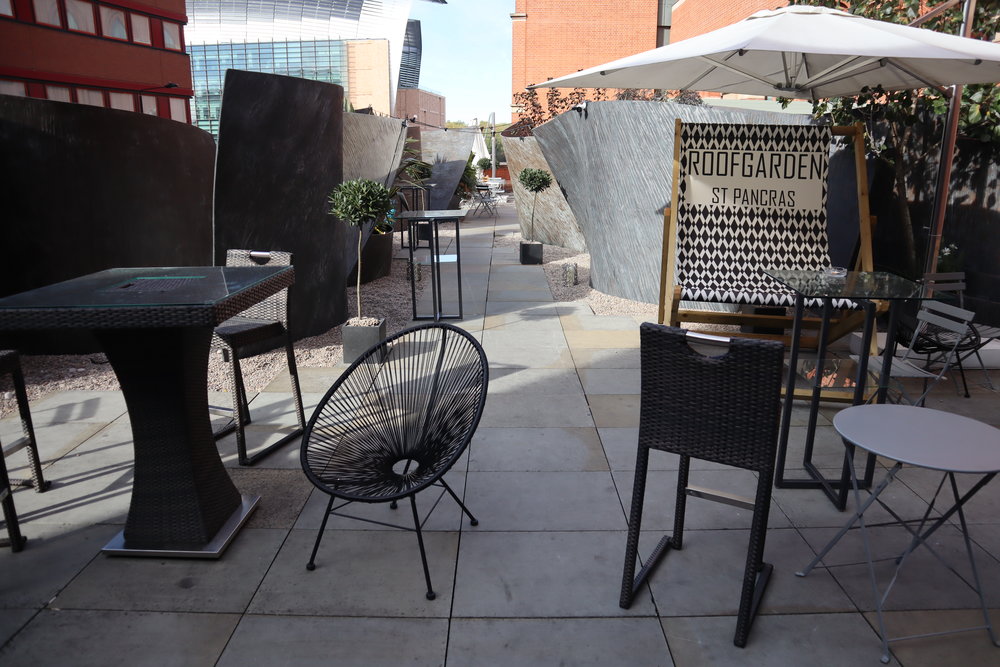 St. Pancras Renaissance Hotel London – Outdoor patio