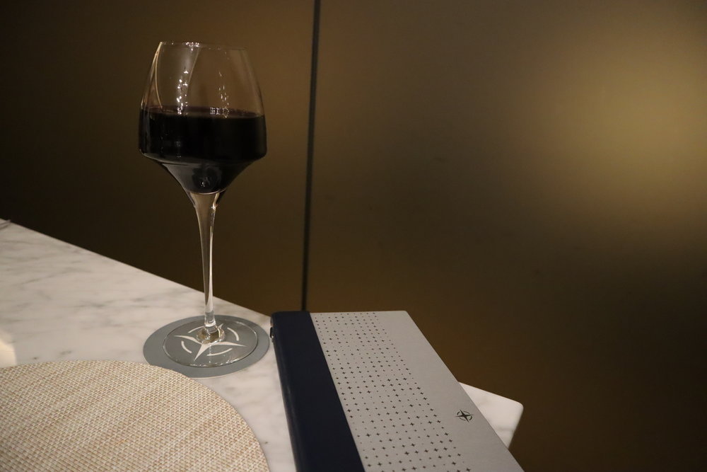 United Polaris Lounge Chicago – Glass of Malbec