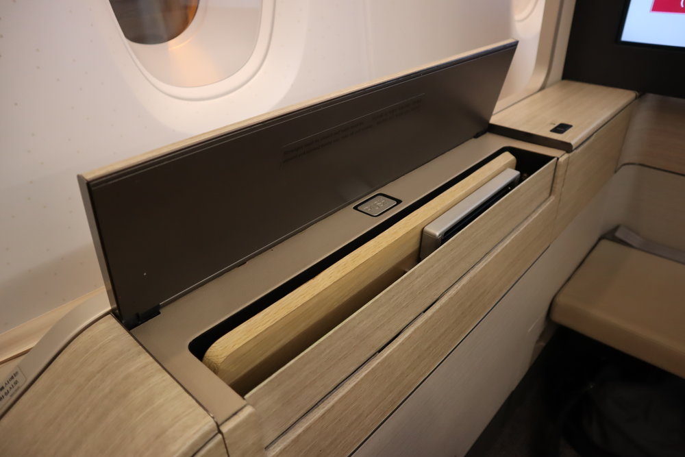 Asiana Airlines First Class – Tray table holder