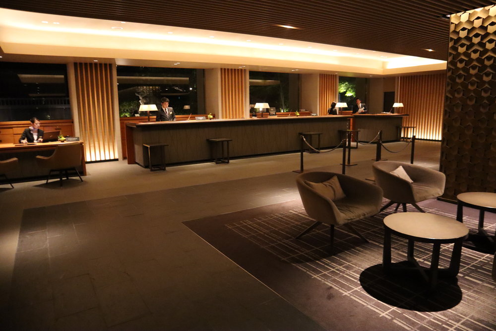 The Prince Sakura Tower Tokyo – Front desks