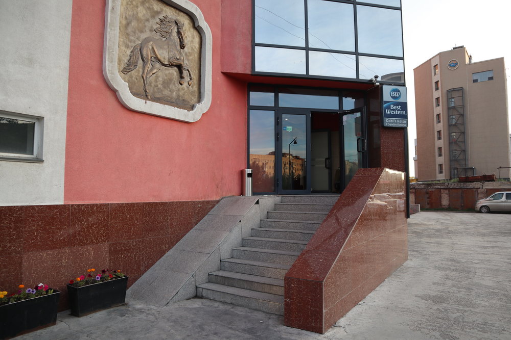 Best Western Gobi’s Kelso Ulaanbaatar – Entrance