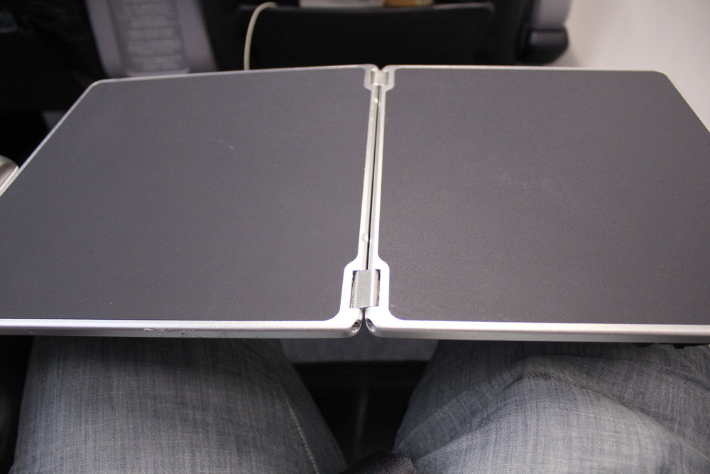 Copa Airlines business class – Tray table