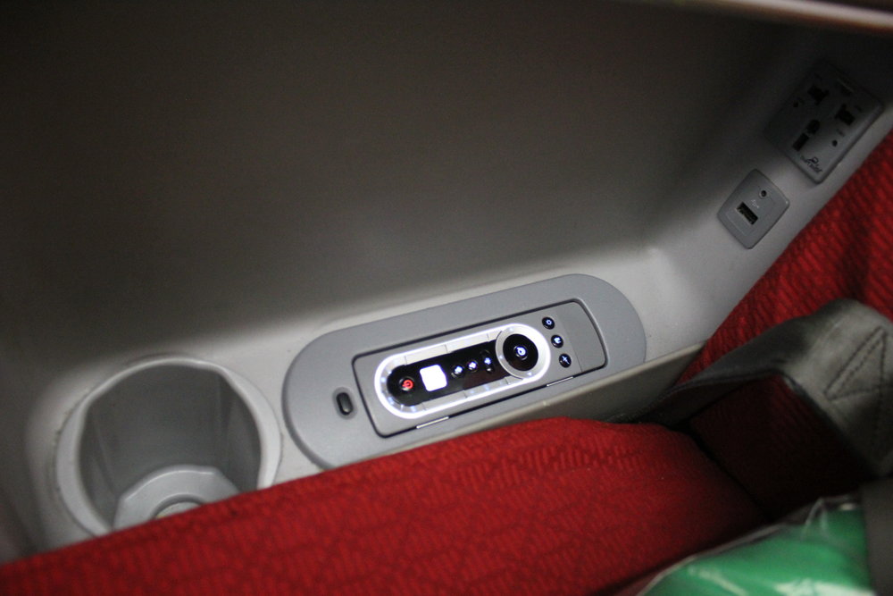 Ethiopian Airlines business class – Seat features